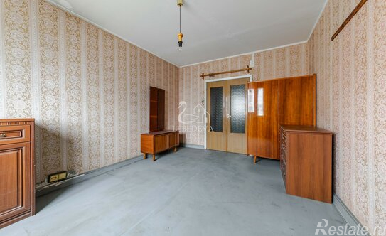 Продажа 2-комн квартиры на вторичном рынке Ириновский пр-кт,  д. 31/48