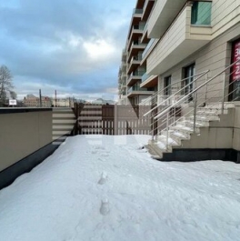 Продажа 3-комн квартиры на вторичном рынке ул Вязовая,  д. 8