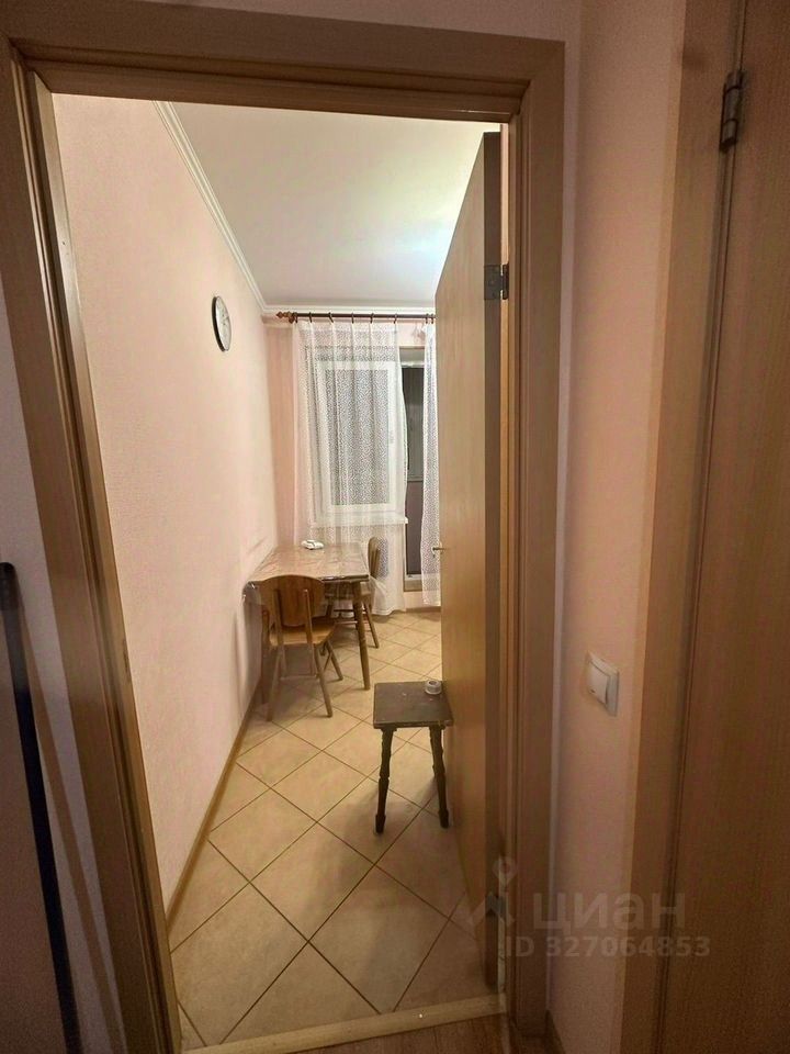 Аренда 1-комн квартиры на вторичном рынке улица Новаторов, 4К5