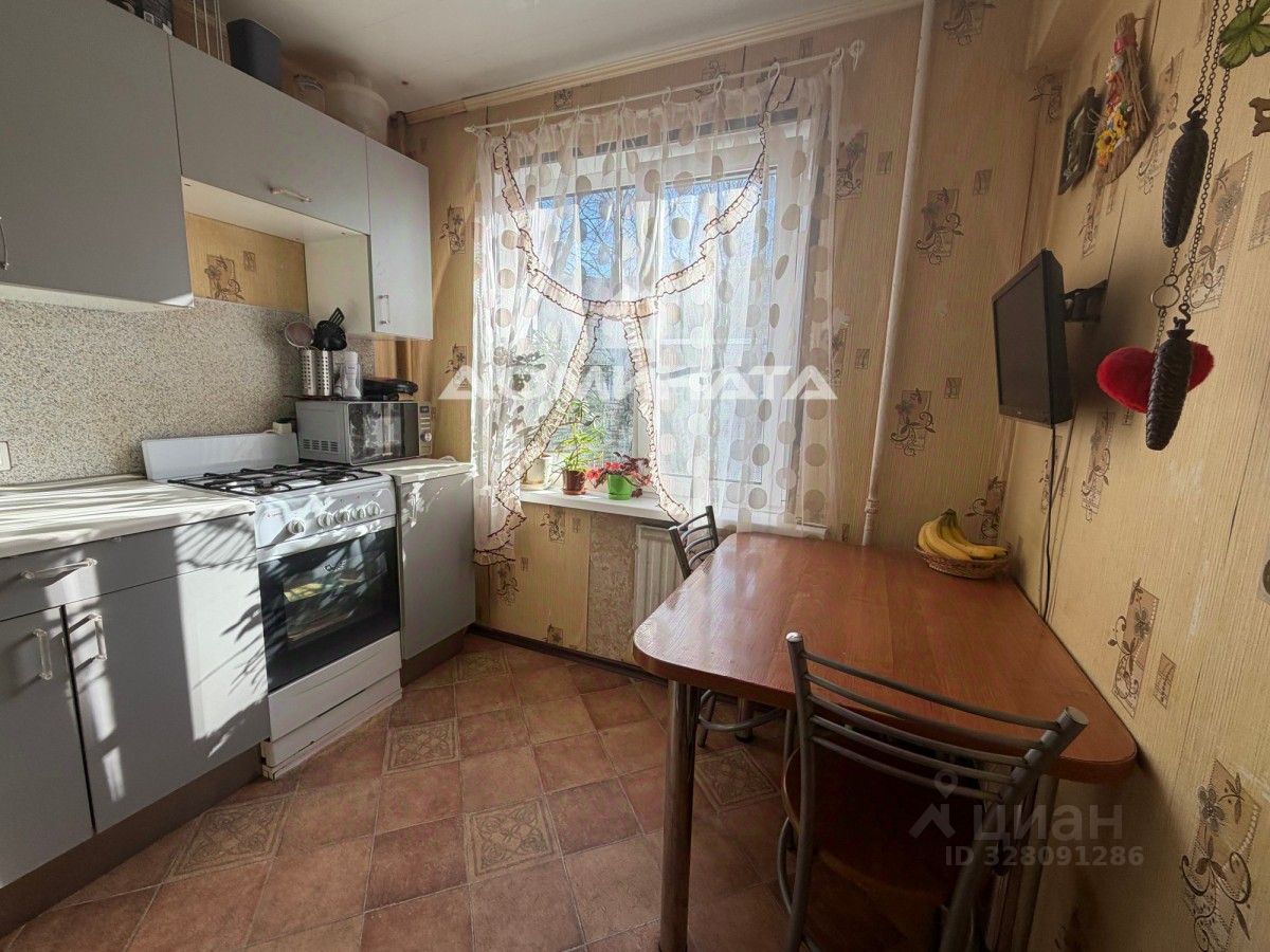 Продажа 2-комн квартиры на вторичном рынке Металлистов пр-кт,  д. 108