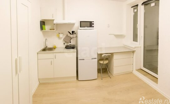 Продажа 2-комн квартиры на вторичном рынке Глухарская улица,  д. 27 к2