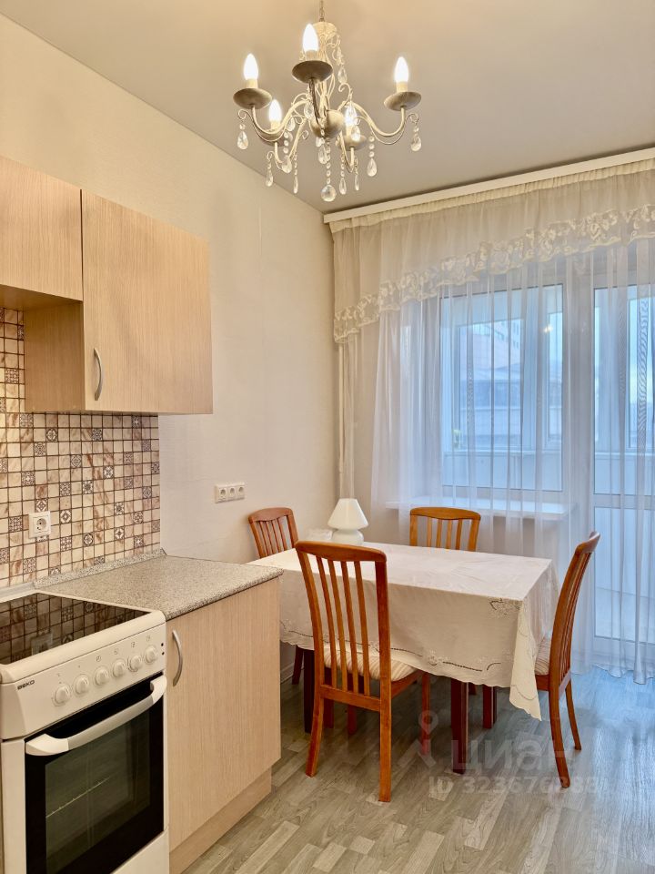 Аренда 2-комн квартиры на вторичном рынке улица Гарибальди, 28К1