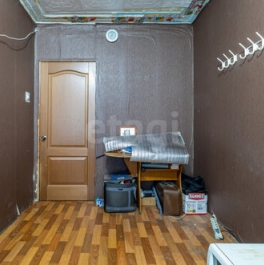 Продажа 4-комн квартиры на вторичном рынке Лиговский пр-кт,  д. 75-77,  к. Ж