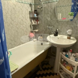 Продажа 1-комн квартиры на вторичном рынке Авангардная улица,  д. 17