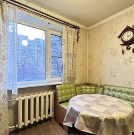 Продажа 4-комн квартиры на вторичном рынке улица Кржижановского,  д. 7