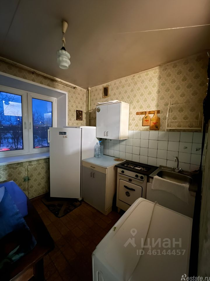 Продажа 1-комн квартиры на вторичном рынке Климовск, Симферопольская улица,  д. 15