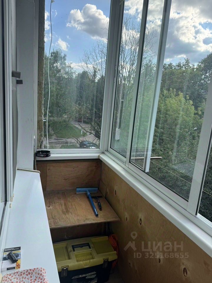 Продажа 2-комн квартиры на вторичном рынке Климовск мкр, улица Заводская,  д. 8