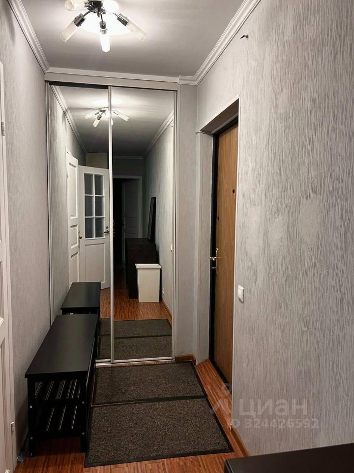 Аренда 3-комн квартиры на вторичном рынке Сиреневый бульвар, 71К2