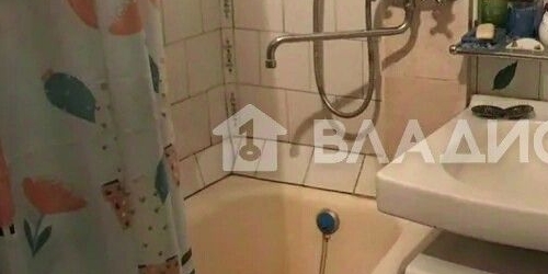 2-комн квартира Светлановский проспект, 9