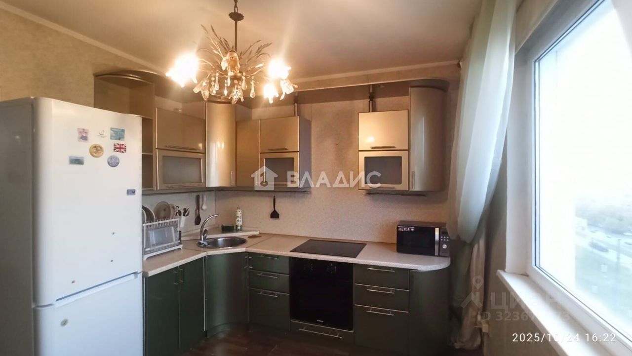 Аренда 3-комн квартиры на вторичном рынке Люберцы, Комсомольский проспект, 16/2