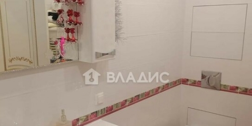 3-комн квартира улица Академика Виноградова,  д. 9