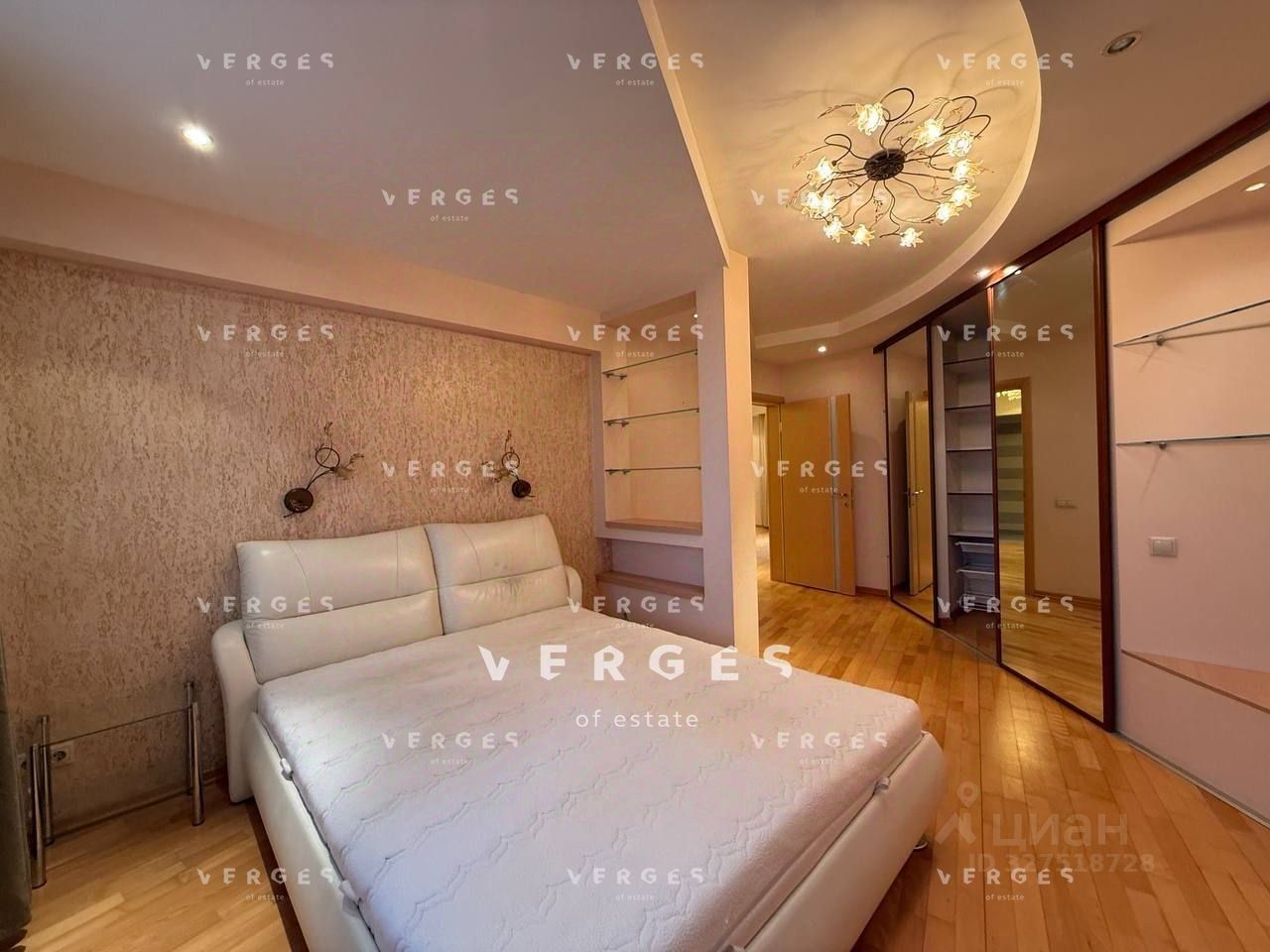 Продажа 3-комн квартиры на вторичном рынке улица Герасима Курина, 16