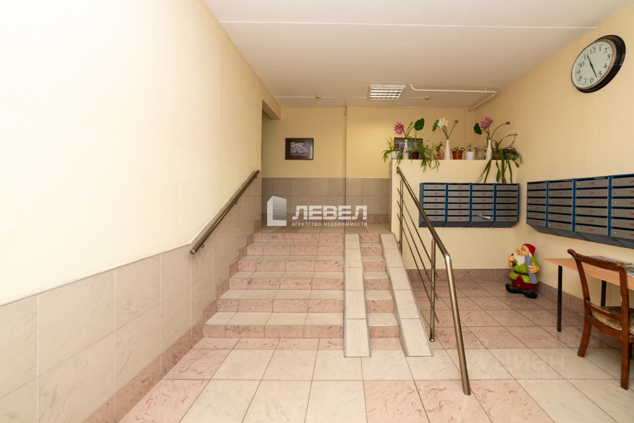 Продажа 4-комн квартиры на вторичном рынке улица Грина, 12