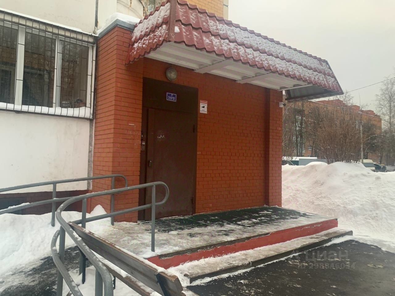 Продажа 2-комн квартиры на вторичном рынке Балашиха, улица Карбышева, 3