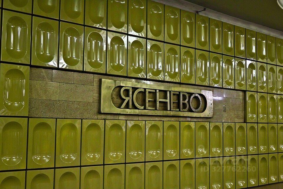 Продажа комнаты Литовский бульвар, 18