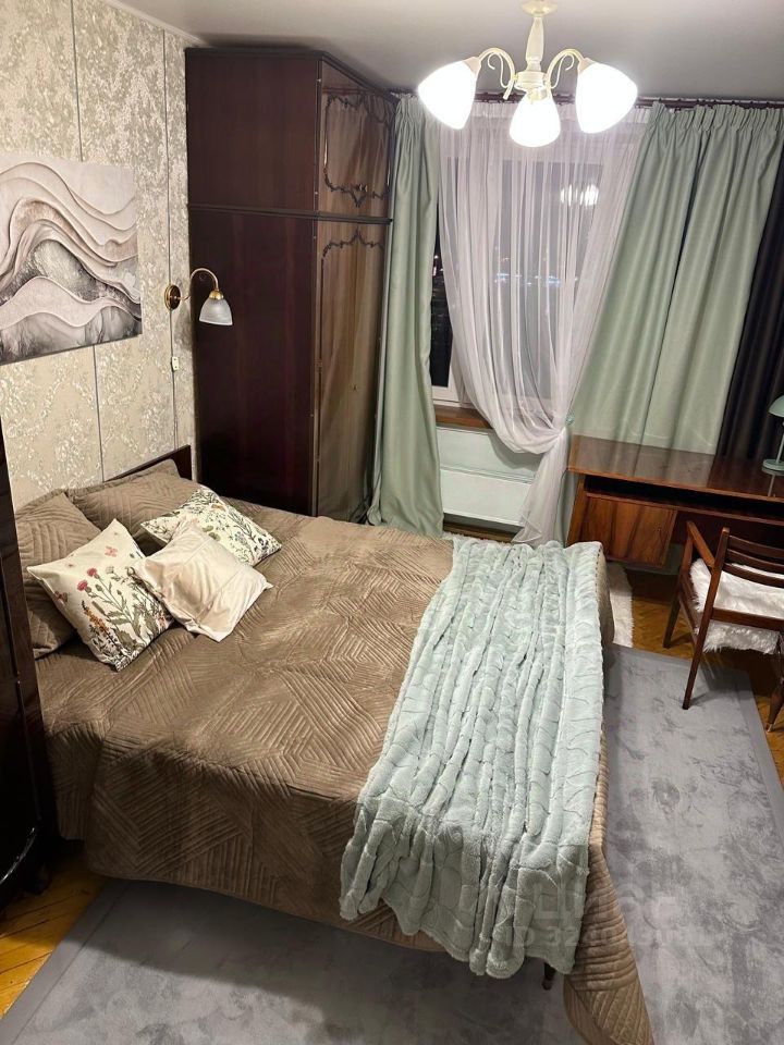 Аренда 2-комн квартиры на вторичном рынке улица Яблочкова, 29А