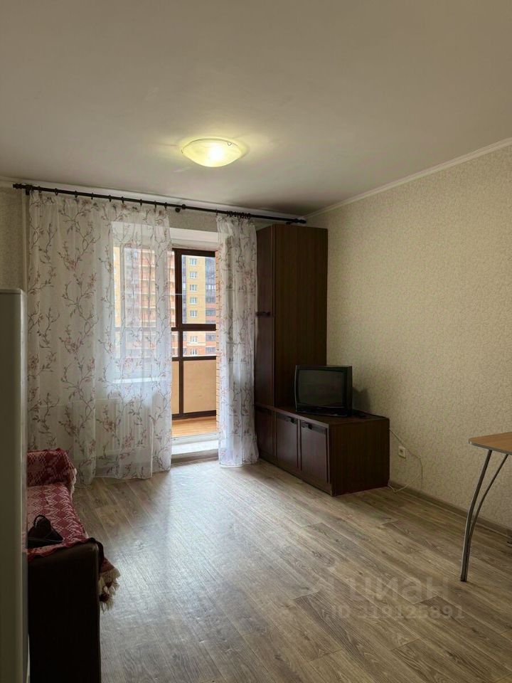 Продажа студии Горелово тер., улица Коммунаров, 190