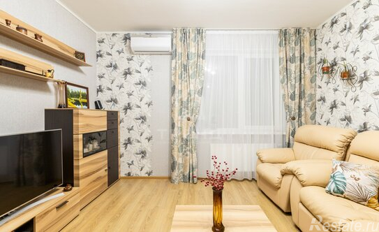 Продажа 1-комн квартиры на вторичном рынке проспект Героев