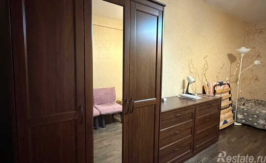 Продажа 1-комн квартиры на вторичном рынке ул Академика Константинова,  д. 12