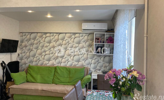 Продажа 2-комн квартиры на вторичном рынке улица Кубинка,  д. 4