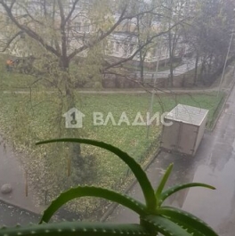 Продажа 1-комн квартиры на вторичном рынке Октябрьская улица,  д. 59