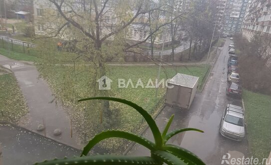 Продажа 1-комн квартиры на вторичном рынке Октябрьская улица,  д. 59