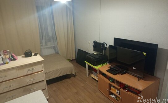 Продажа 2-комн квартиры на вторичном рынке Колпино г, Павловская ул,  д. 86