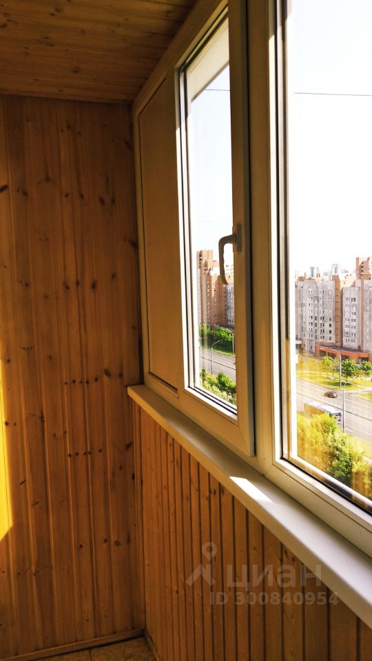 Продажа 2-комн квартиры на вторичном рынке Ленинский проспект, 92К1