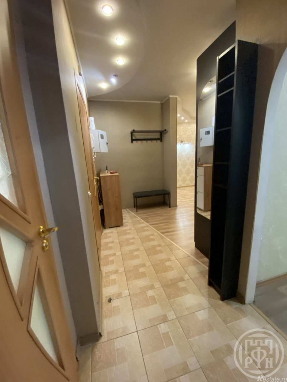 Продажа 2-комн квартиры на вторичном рынке Дунайский просп.,  д. 23