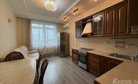 Продажа 2-комн квартиры на вторичном рынке улица Адмирала Коновалова,  д. 2-4