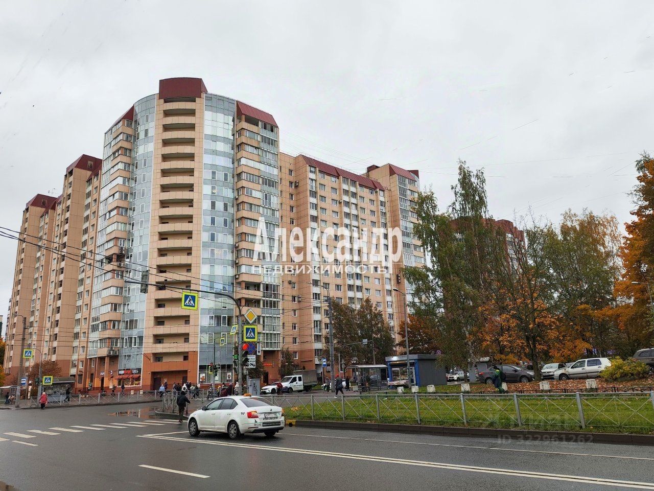 Продажа 2-комн квартиры на вторичном рынке улица Сикейроса, 11к1