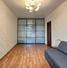 Продажа 2-комн квартиры на вторичном рынке Репищева улица,  д. 10 к1