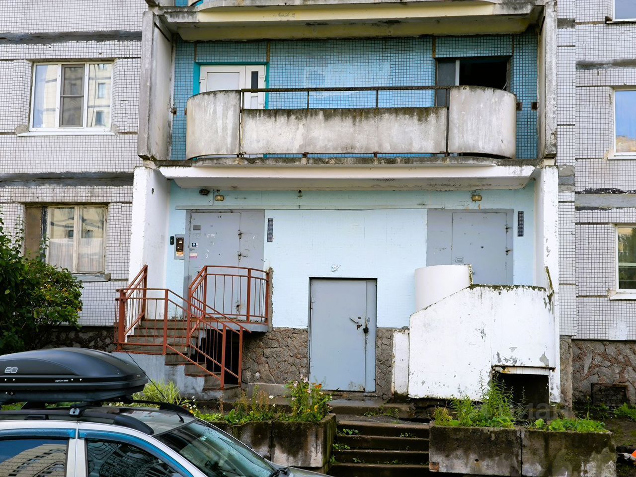 Продажа 2-комн квартиры на вторичном рынке улица Кораблестроителей, 38К1