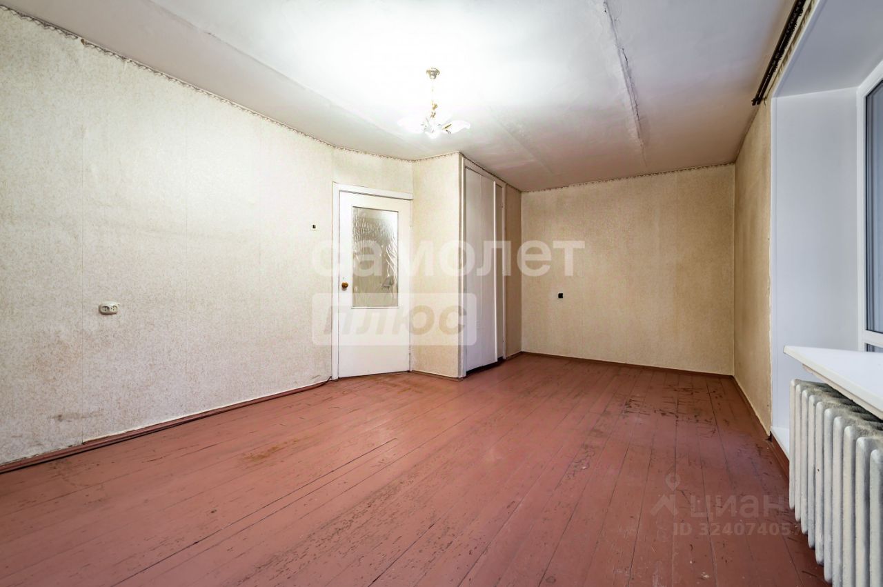 Продажа 1-комн квартиры на вторичном рынке Колпино, Павловская улица, 84