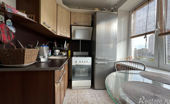 Продажа 2-комн квартиры на вторичном рынке улица Типанова,  д. 29