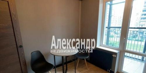 1-комн квартира улица Адмирала Трибуца,  д. 7