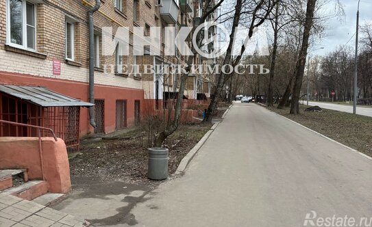 Продажа 1-комн квартиры на вторичном рынке Сиреневый б-р,  д. 4/23