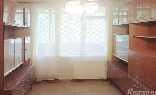 Продажа 2-комн квартиры на вторичном рынке ул Петра Смородина,  д. 8