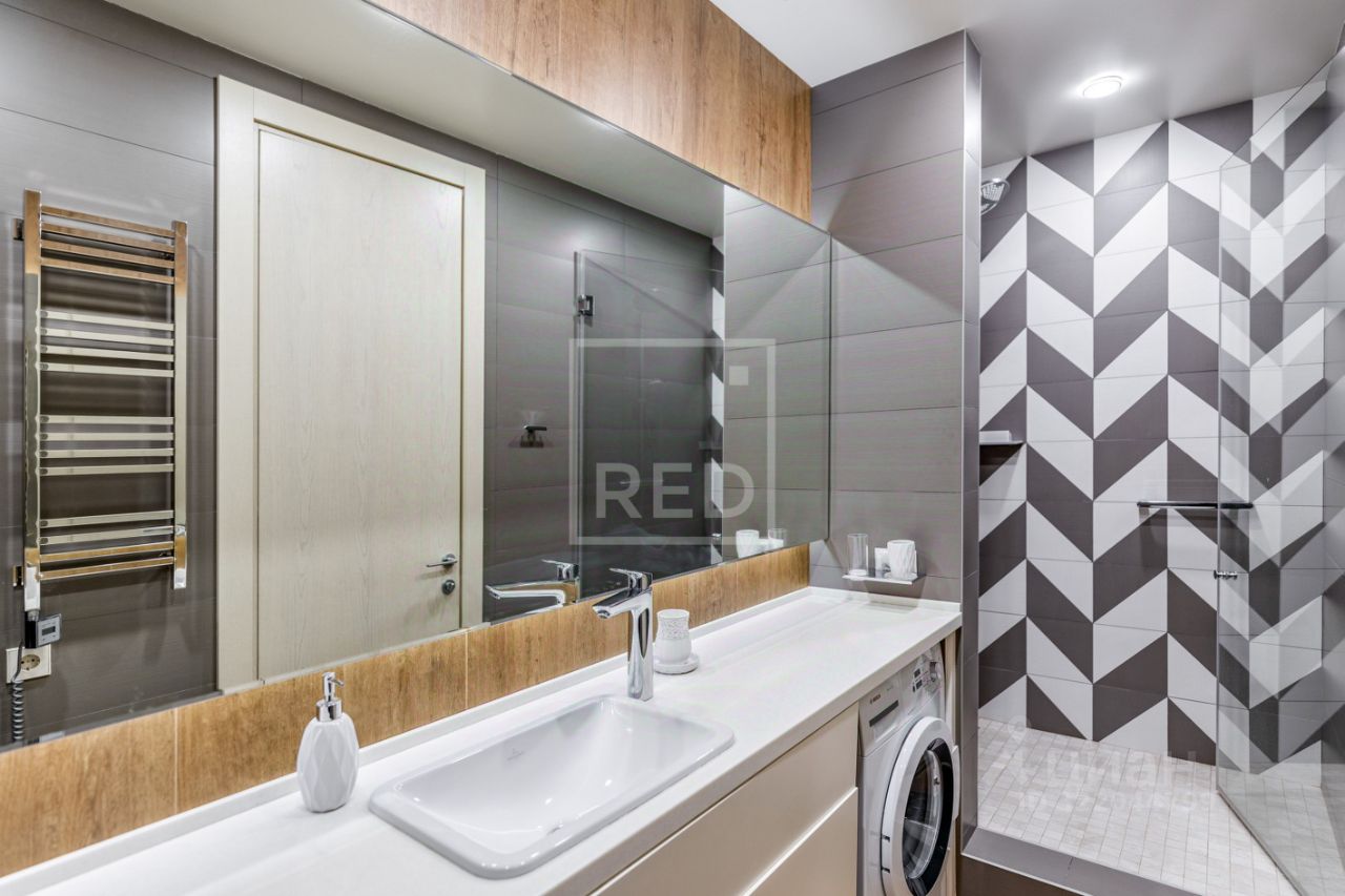 Продажа 2-комн квартиры на вторичном рынке улица Новый Арбат, 32