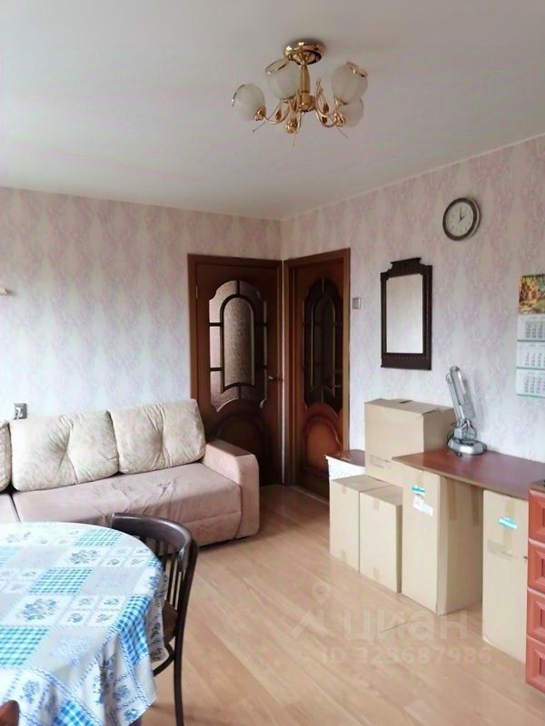 Продажа 4-комн квартиры на вторичном рынке Колпино, Пролетарская улица, 81