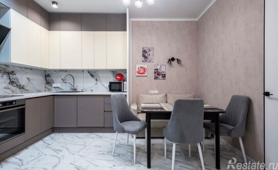 Продажа 2-комн квартиры на вторичном рынке улица Годовикова,  д. 11 к4