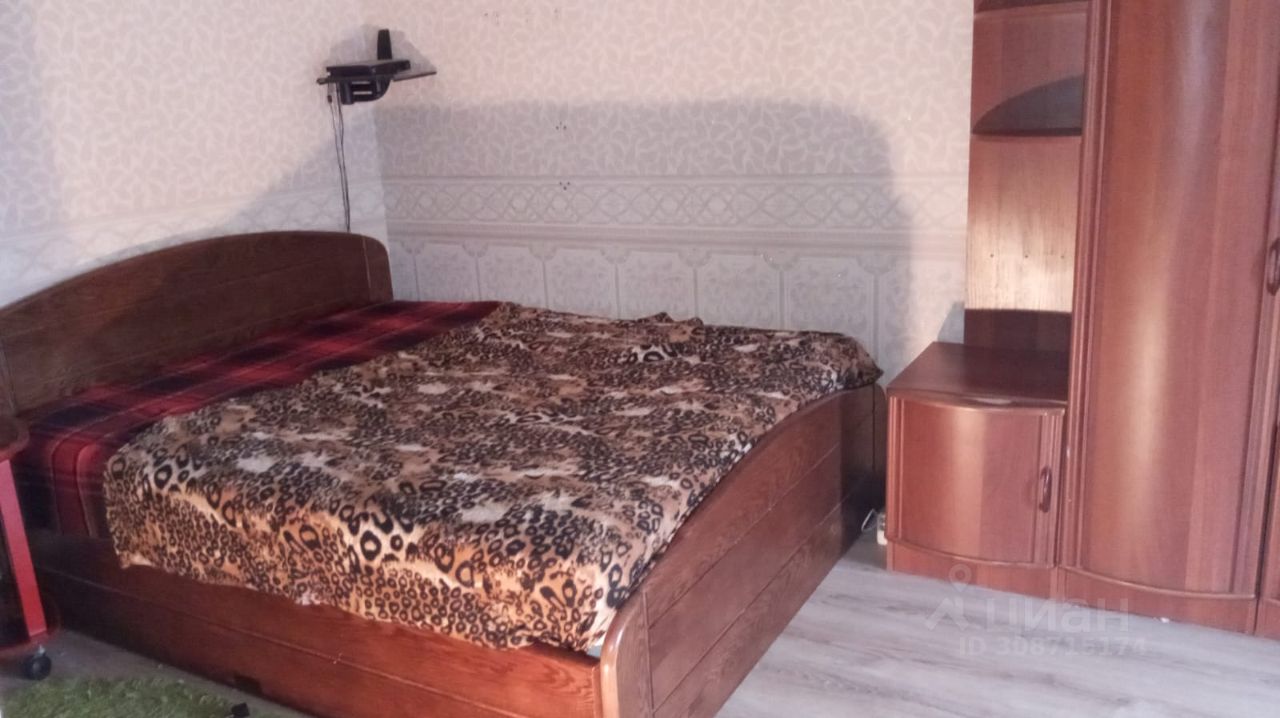 Аренда 1-комн квартиры на вторичном рынке Днепропетровская улица, 16К1