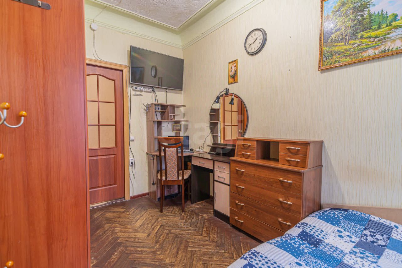 Продажа 2-комн квартиры на вторичном рынке 11-я Красноармейская улица, 13