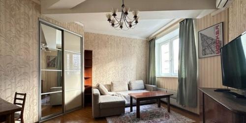2-комн квартира Мытная ул,  д. 48