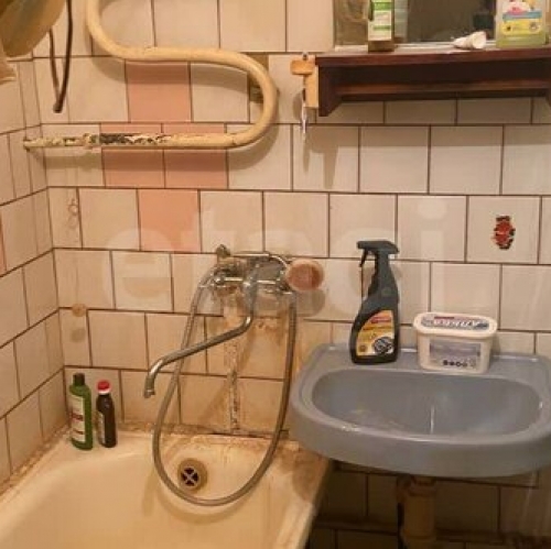 2-комн квартира Белогорка, Институтская улица,  д. 15