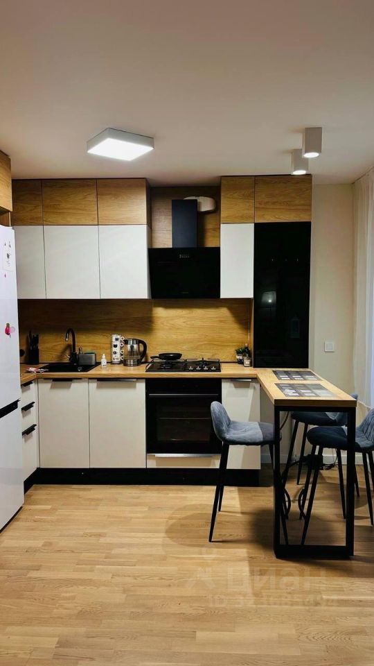 Продажа 2-комн квартиры на вторичном рынке улица Гарибальди, 8К5