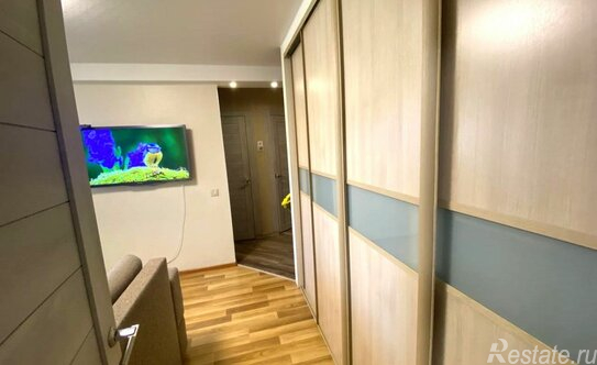 Продажа 2-комн квартиры на вторичном рынке улица Типанова,  д. 15