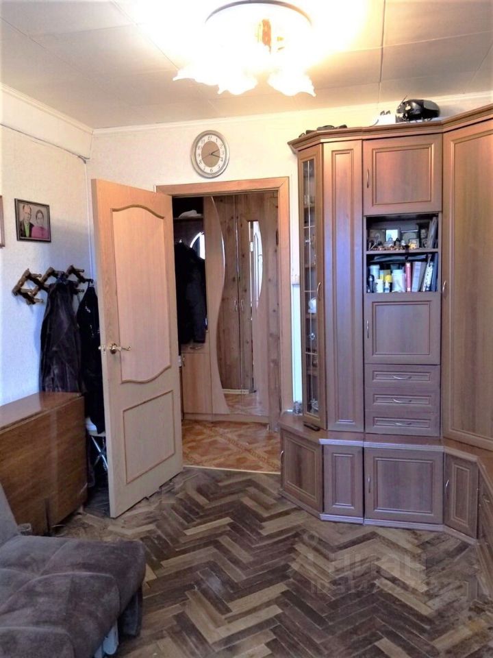 Продажа 2-комн квартиры на вторичном рынке Новоизмайловский проспект, 26К4