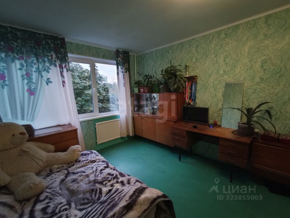 Продажа 3-комн квартиры на вторичном рынке улица Ушинского, 9К1