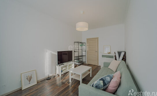 Продажа 1-комн квартиры на вторичном рынке Маршала Казакова ул,  д. 70,  к. 1 стр 1